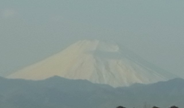 昨日の富士山と浅間山_c0076764_2314452.jpg