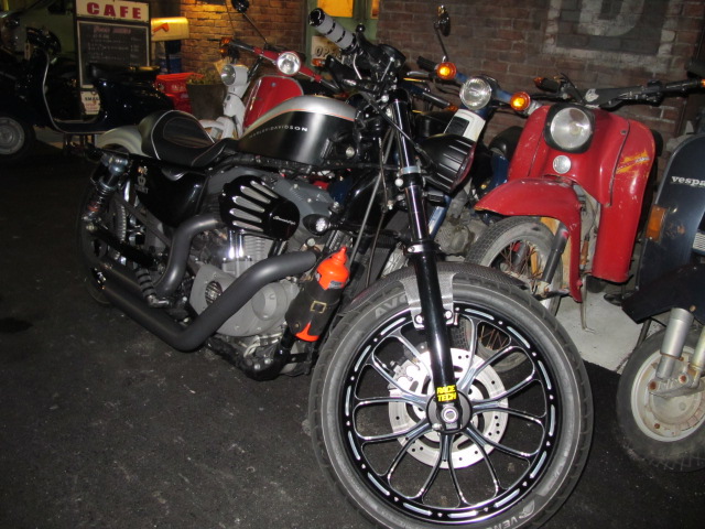 バイク季節? まだ判らんな~_c0060469_22171857.jpg