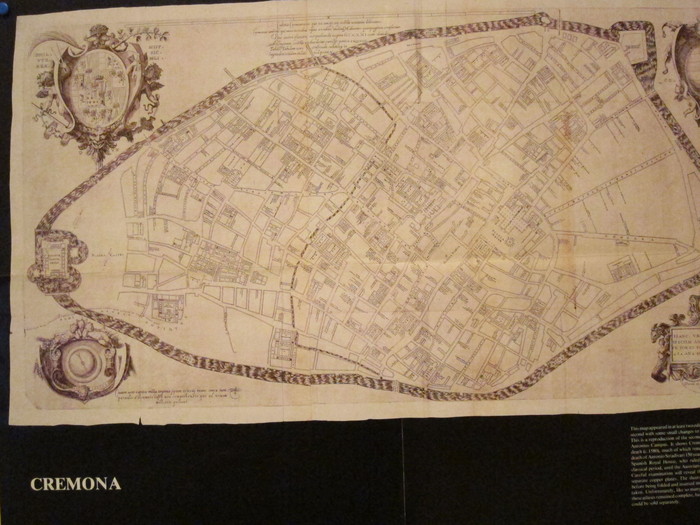 Cremonaの地図_d0040395_1111385.jpg