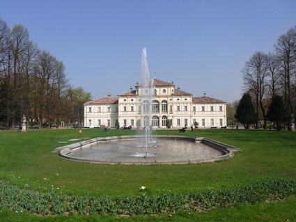 b0246303_13046.jpg