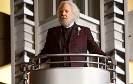 米版｢ﾊﾞﾄﾙﾛﾜｲﾔﾙ｣、映画｢The Hunger Games｣(ﾊﾝｶﾞｰｹﾞｰﾑ)大ﾋｯﾄ！日本上陸は秋!_a0107674_1341175.jpg