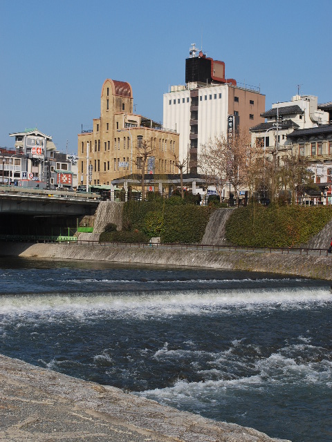 京都四条のレストラン菊水(大正モダン建築探訪)_f0142606_1826593.jpg