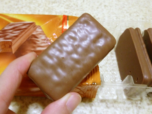 【ARNOTT\'S】TimTam(ティムタム)チューイカラメル_c0152767_2118963.jpg
