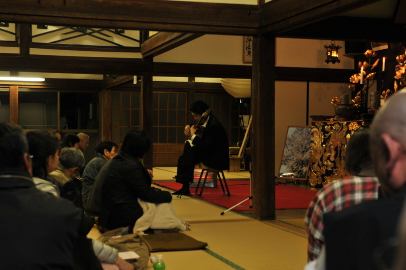 菊間町の掌禅寺で花祭り_f0184314_2147182.jpg