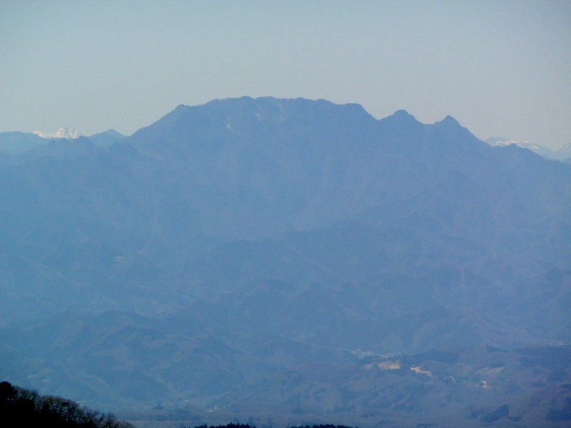 定峰峠・堂平山　雪が少々・・・_b0104774_21121742.jpg