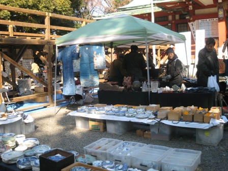 富岡八幡宮の骨董市_f0141785_0183239.jpg