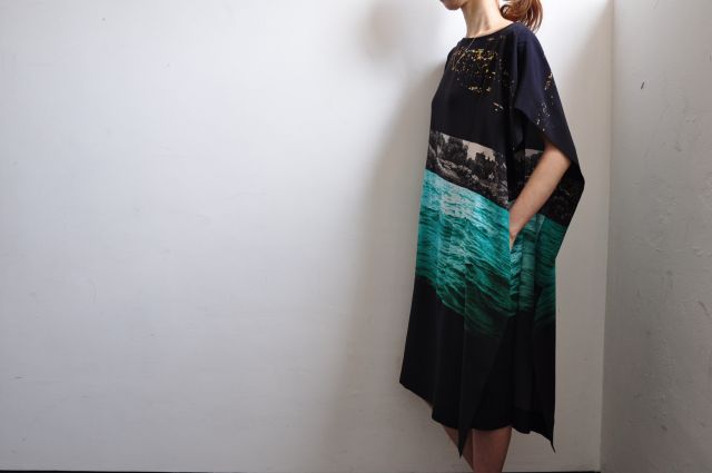 ワンピース DRIES VAN NOTEN ・・・_b0110586_21363059.jpg