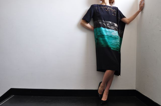 ワンピース DRIES VAN NOTEN ・・・_b0110586_2136893.jpg