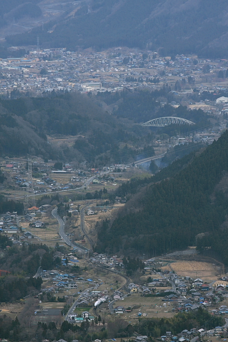 より高くより豆粒へ - 2011年・秩父 -_b0190710_2351684.jpg