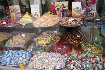 リスボンの旅 その5〜素朴なポルトガルのお菓子たち_e0114020_17573635.jpg