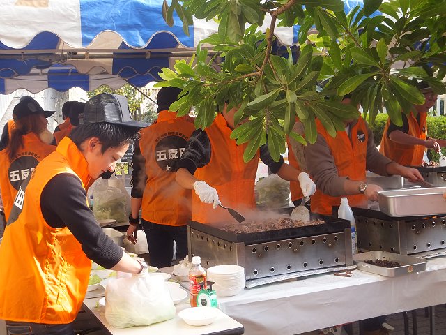 五反田肉祭りで2000食の宮城県産黒毛和牛_a0198528_2156046.jpg