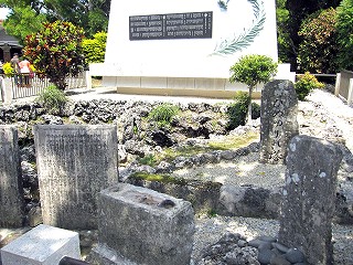 沖縄の旅　その5　平和祈念公園～ひめゆりの塔～旧海軍司令部壕_d0031853_11323285.jpg