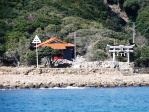パワースポット壱岐を巡る②なんといっても辰の島!_d0082655_1158019.jpg