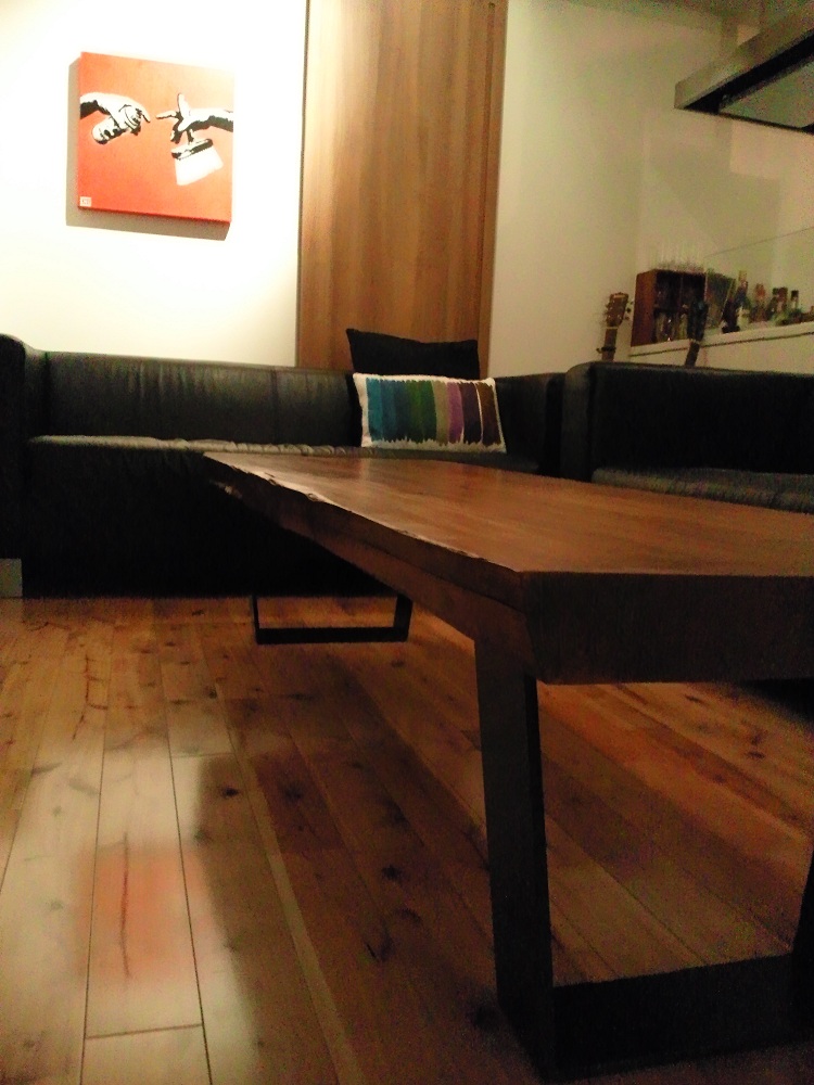 NS LOW TABLE_c0146581_119331.jpg