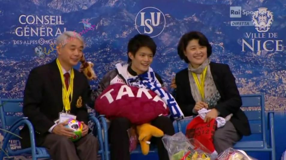 高橋大輔選手＆羽生結弦選手表彰台の快挙！　－2012世界選手権_b0038294_15395036.jpg