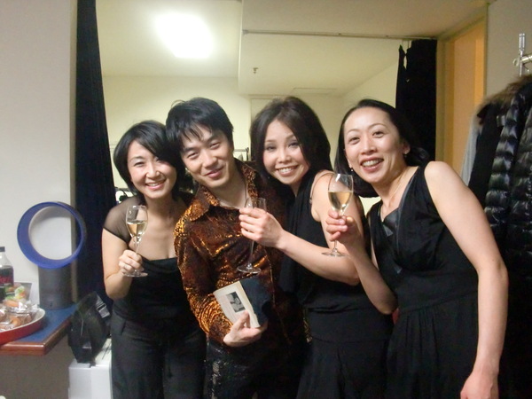 御礼 Devagar E Sempre 御礼 Devagar E Sempre