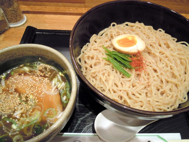 つけ麺500円＋大盛り60円＝560円_d0188162_20194430.jpg