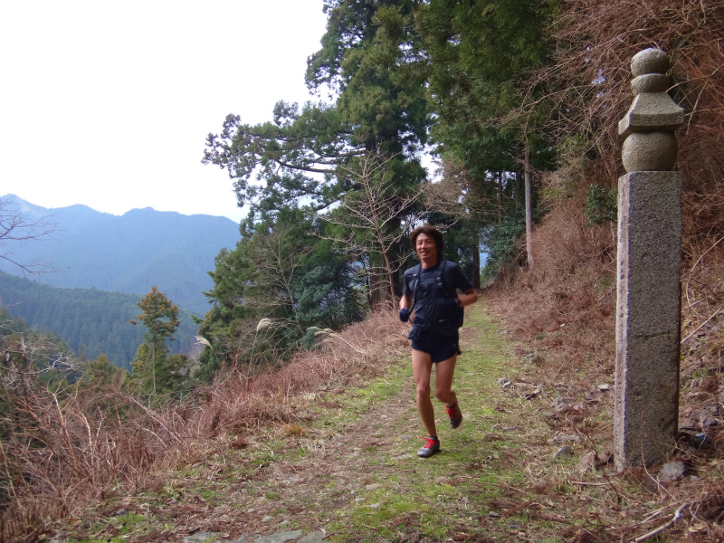 2012/03/28 Mr.Beyondと行く高野山町石道&高野三山 _b0220886_15252888.jpg