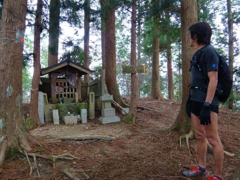 2012/03/28 Mr.Beyondと行く高野山町石道&高野三山 _b0220886_15434627.jpg