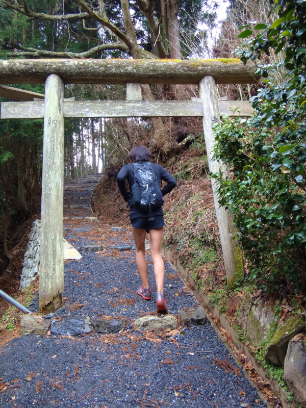 2012/03/28 Mr.Beyondと行く高野山町石道&高野三山 _b0220886_15461962.jpg
