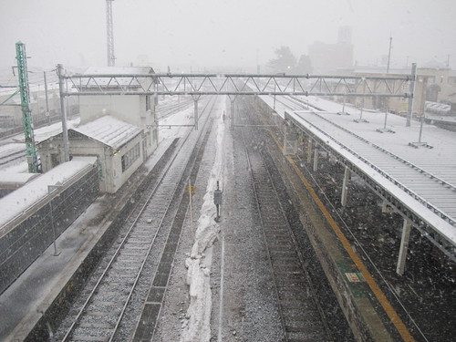 米沢駅　４月４日_c0075701_6242064.jpg