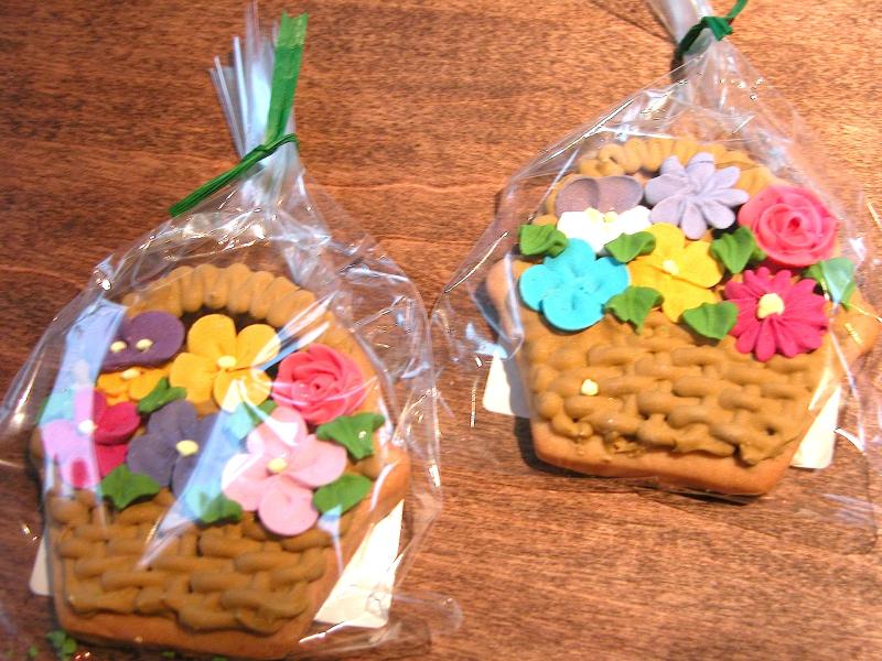 4月4日現在あるお菓子の種類_f0129557_1337395.jpg