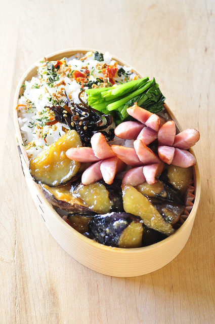 茄子の味噌炒め弁当_b0171098_8261859.jpg