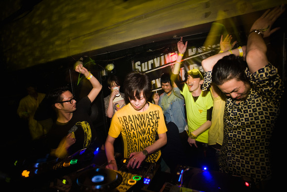 PARTY REPORTS 2012.3.30(FRI) SURVIVAL DANCE presents Yellow Submarine @ WOMB_d0238498_18305327.jpg