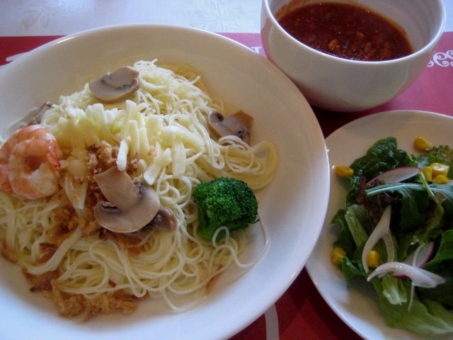 つけナポオリジナルレシピコンテスト 金の箸「干しえびとタコのガーリックトマトつけ麺」_b0093221_2119205.jpg