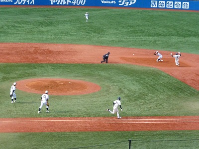 東洋大対中央大（前半）　４月１日　東都大学野球_b0166128_1082487.jpg