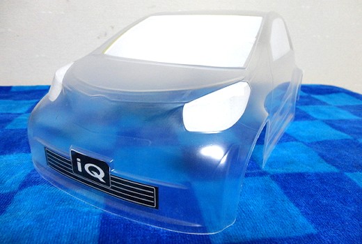 シェブロンモデルズ トヨタ IQボディ : 走るマシーン