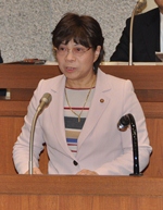 6会派が代表質問_c0133422_13295770.jpg
