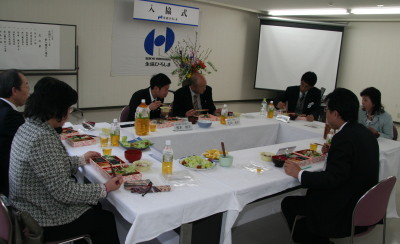 f0016038_0295969.jpg