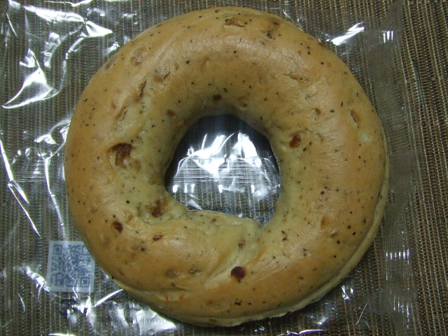 ポコベーグル オニオンペッパー_f0076001_23421154.jpg
