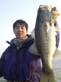 4月8日日曜日。_e0100021_19272079.jpg