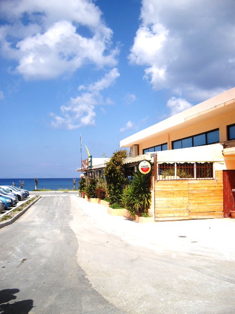 ギリシャ旅行記 2_d0104926_2105681.jpg