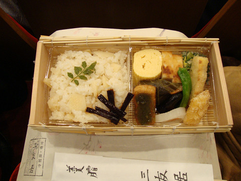 三友居すだれ弁当_c0131829_7423678.jpg