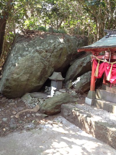 パワースポット壱岐を巡る④男岳山と月に祈る信仰の神社_d0082655_653577.jpg