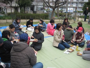 お花見会のイベント_a0096613_1353535.jpg