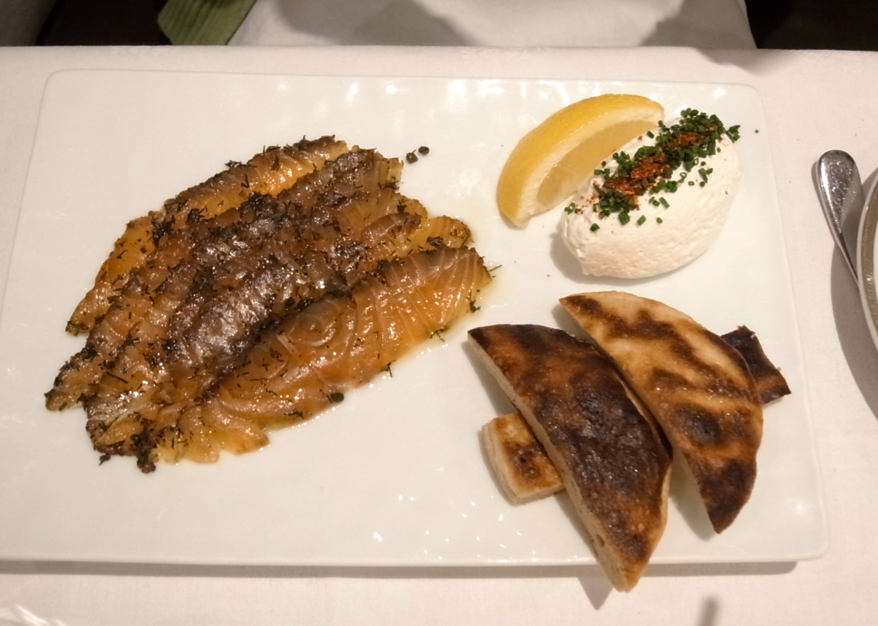 L\'Obe, restaurant à l\'Hotel de Crillon - ホテル・ドゥ・クリヨン『ロベ』でディナー_a0231632_19321195.jpg