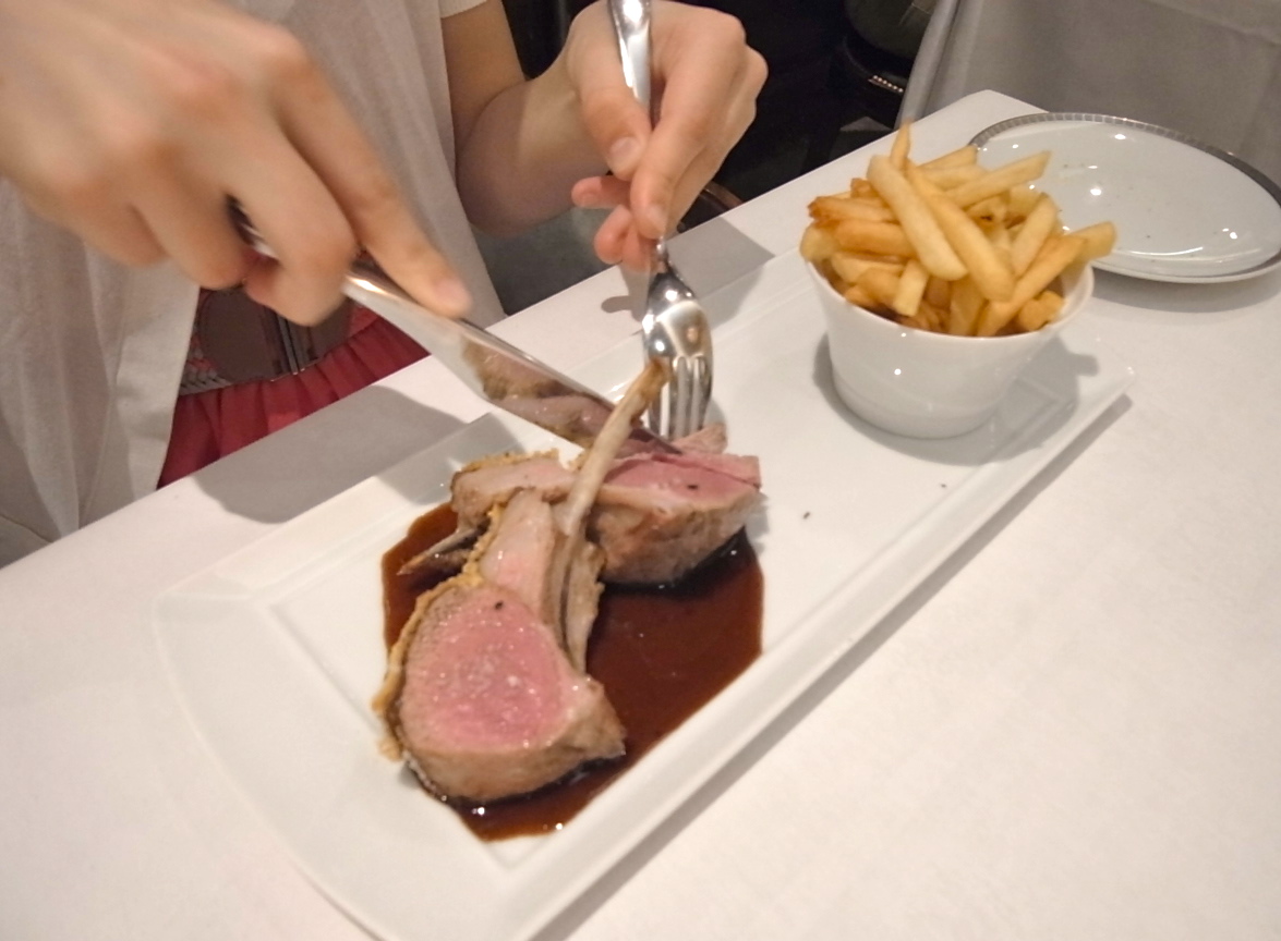 L\'Obe, restaurant à l\'Hotel de Crillon - ホテル・ドゥ・クリヨン『ロベ』でディナー_a0231632_19405575.jpg