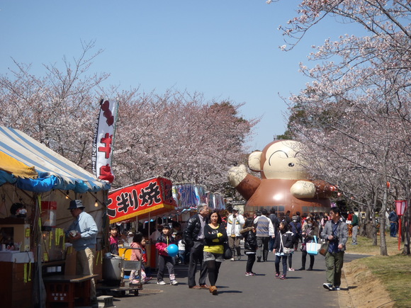 ＊かみす桜祭りイベント開催日の様子＊_f0229750_1058359.jpg