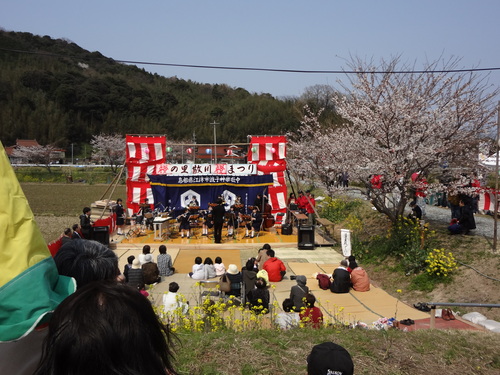 敬川桜祭りに行ってきました_c0233456_11434265.jpg