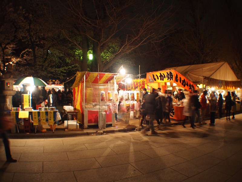 靖国神社と千鳥ケ淵_a0034773_2323399.jpg