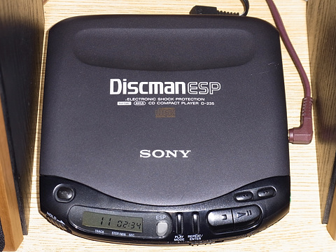 SONY Discman D-235_c0139966_23131095.jpg