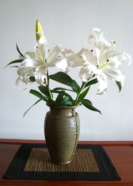 昔の作品に花を Ehoma 陶芸ブログ