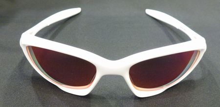 OAKLEY TWENTY 入荷致しました! by 甲府店_f0076925_14365090.jpg