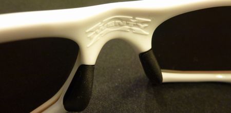 OAKLEY TWENTY 入荷致しました! by 甲府店_f0076925_14371637.jpg