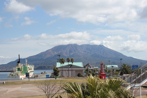 久しぶりの桜島。と鹿児島水族館。_d0214638_17445324.jpg