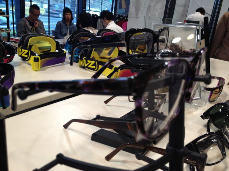 ボンジッパー展示会☆サングラスとメガネ_c0151965_19523398.jpg